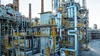Ein Baustein im Werk Ludwigshafen, um die CO-Emissionen zu senken: die weltweit ersten großtechnisch, elektrisch beheizten Steamcracker-Öfen.