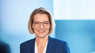 Mitglied des Vorstands der BASF SE, verantwortlich für die Bereiche European Site & Verbund Management; Global Engineering Services; Corporate Environmental Protection, Health, Safety & Quality und die Region Europa, Mittlerer Osten, Afrika.