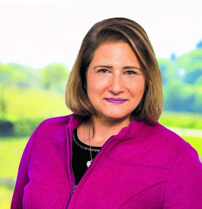 Simone Marder ist bei der GGEW AG die Bereichsleiterin Marketing &amp; Kommunikation.