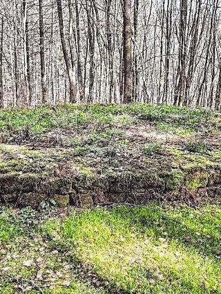 Es gehört schon Vorstellungskraft dazu: der Sockel der ehemaligen Eremitage.