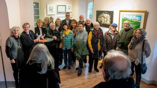Mitglieder der Gruppe „Kunst im Fürstenlager“ zeigen unter dem Titel „Erinnerungen“ eigene Arbeiten im Damenbau.
