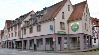 Die Hotel-Kette Achat hat Insolvenz beantragt. Davon ist auch das Haus in Heppenheim an der Siegfriedstraße betroffen. Ohnehin hat das Gebäude eine wechselvolle Geschichte.
