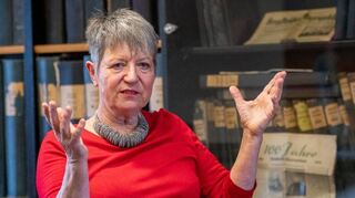 Bei den freiwilligen Leistungen mit dem „Rasenmäher“ zu kürzen ist für Bürgermeisterin Christine Klein keine Option.