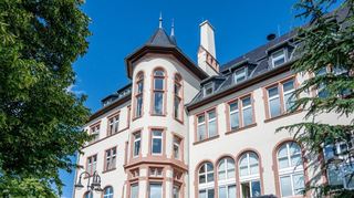 <p>Vorerst wird die Grundsteuer B in Bensheim nicht angehoben. <br></p>