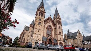 Auch in St. Peter gibt es rund um die Weihnachtsfeiertage Gottesdienste und ein Krippenspiel. In den Stadtteilen steht ebenfalls einiges auf dem Programm.