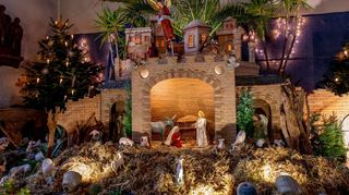 Die Krippe in der katholischen Kirche St. Nazarius kann man seit Beginn der Adventszeit bewundern. Auch an den Weihnachtstagen wird sie viel beachtet werden.