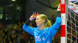 Torhüterin Helen van Beurden bestritt gestern nach einer längeren gesundheitlich bedingten Auszeit das erste Pflichtspiel für die Flames in der Saison 2024/25 und trug mit einigen Paraden zum deutlichen Auswärtssieg in Zwickau bei.