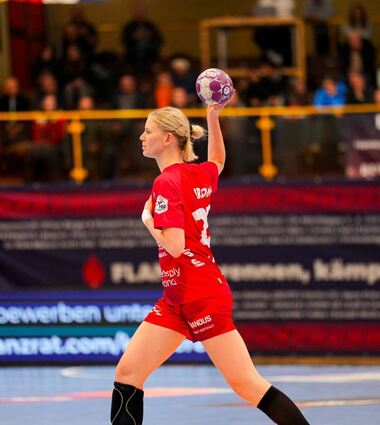 Es läuft zurzeit für Kim Irion (geborene Naidzinavicius) und die HSG. In Dortmund gelang den Flames der dritte Ligasieg in Folge.