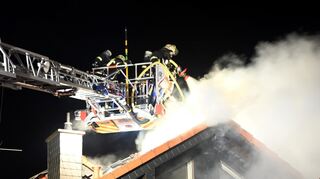 Die Feuerwehren waren mit 75 Helfern im Einsatz.