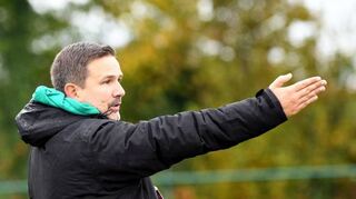 Seit knapp zwei Jahren gibt Christian Schmitt den sportlichen Kurs bei den ersten Starkenburgia-Senioren vor.