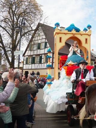 <p>Auch der Kerweumzug in Einhausen steht wieder an.<br></p>