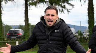 lVfR-Trainer Sebastian Lindner hadert mit der fehlenden Fehlheimer Konstanz und Punkteausbeute, doch Platz zwei hat er weiter fest im Blick.