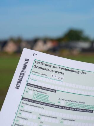 Wie hoch die Grundsteuer B 2025 sein wird, steht derzeit noch nicht fest.