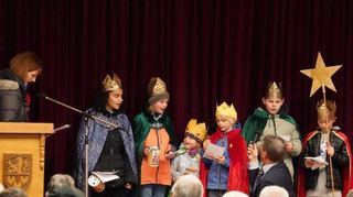 <p>Beim Neujahrsempfang der Stadt Zwingenberg waren auch die Sternsinger dabei.<br></p>