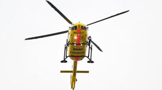 Ein Rettungshubschrauber des ADAC