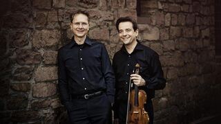 Ulf Schneider (r.) und Stephan Imorde sind am 8. März zu Gast im Parktheater. Gemeinsam mit Schauspieler Stefan Kurt gestalten sie einen musikalisch-literarischen Abend, der nach Spanien führt.