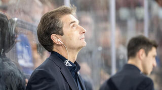 Adler-Cheftrainer Dallas Eakins hat seine Wunschformation fast gefunden.