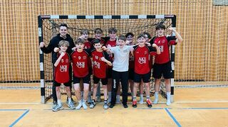 Die Handball-Jungen des AKG Bensheim freuten sich nach starken Auftritten beim Landesentscheid „Jugend trainiert für Olympia“ über den fünften Platz.