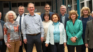Bei der Jahreshauptversammlung des Freundeskreises Riva wurde ein neuer Vorstand gewählt. Unser Bild zeigt (v.l.): Matthias Hegyaljai, Inge Fertig, der scheidende Vorsitzende Rolf Richter, der neue Vorsitzende Christoph Kutzner, Elke Pöschl, Moritz Vogel, Beatrice Tornesi-Blicker, Ralph Stühling, Patricia Gropp, Alexandra Bertram und Winfried Fischer.