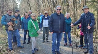 Bei idealem Wanderwetter waren fast 20 Teilnehmer zur Wanderung gekommen.