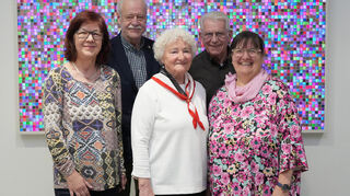 Der Vorstand des Vereins „Bensheim hilft“ (v.li.): Sabine Bondzio, Hans-Joachim Otto, Vorsitzende Monika Buhse, Rudolf Hafenrichter und Henriette Volk