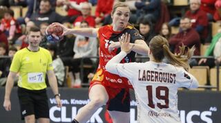 Alicia Soffel im vergangenen Jahr im Europapokalspiel gegen Nantes – ob es nach ihrer Verletzung am Samstag zu einem Kurzeinsatz reicht, bleibt abzuwarten.