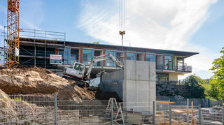 Die Bauarbeiten am stationären Hospiz an der Kalkgasse in Bensheim liegen im Zeitplan. Für Ende 2025 ist der Umzug geplant.