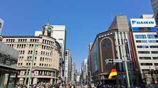 Ginza, das Einkaufsviertel der japanischen Hauptstadt Tokio.