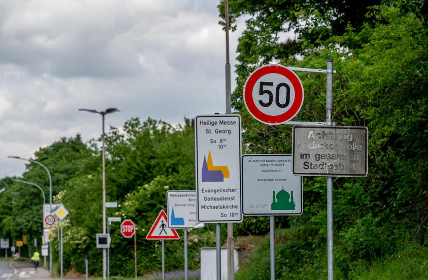 It's not just the relocation of the Bensheim town sign that's ...
