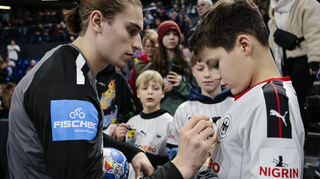 Gefragt bei den Fans: Juri Knorr ist Deutschlands populärster Handballer.