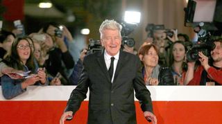 Eine Hommage an den kürzlich verstorbenen US-Regisseur David Lynch (Bild) sind die 18 Folgen von „Twin Peaks: A Limited Event Series“, die im Juni bei MUBI zu sehen sind.
