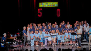 Das 50-jährige Bestehen des Kinder- und Jugendchores wurde mit einem Konzer im Bensheimer Parktheater gefeiert.