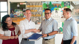 Ferdinand Koob (2.v.l.) übergibt den Vorsitz ab Juli an Jürgen Sonnabend (2.v.r.). Unser Bild zeigt sie gemeinsam mit Christiane Ludwig-Paul und CDU-Vorsitzendem Julius Gallei.
