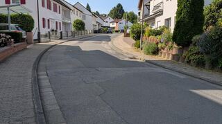In einem Teil der Wiesenstraße in Gadernheim wird die Trinkwasserversorgung saniert.