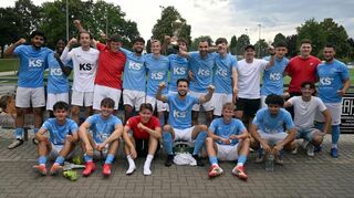 Allen Grund zur Freude hatten die Senioren der TSV Auerbach, die bei den Bensheimer Stadtmeisterschaften ihren Titel durch ein 3:2 im Finale gegen den FC 07 verteidigten.