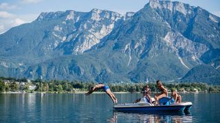 Eintauchen in den Levicosee: Die Kulisse spricht dabei ebenfalls für sich.