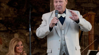 Opernfachmann Rainer Zagovec präsentiert auf der Burg Lindenfels einen musikalischen Querschnitt durch die italienische Operngeschichte.