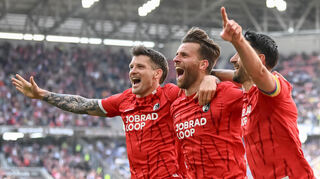 Auch dank der Offensivkraft von Lucas Höler (Mitte), Vincenzo Grifo (rechts) und Co. landeten die Freiburger am Ende der vergangenen Saison auf Rang fünf.