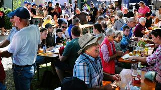 Auch am zweiten Tag waren viele Besucher beim Grillfest der Vogelschutzgruppe Reichenbach.