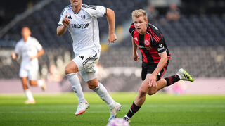 Jonathan Burkardt (rechts) kam aus Mainz nach Frankfurt.