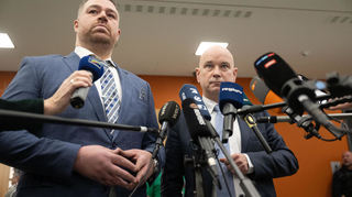 Axel Küster (rechts) hielt am Donnerstag sein Plädoyer. Am Freitag ist der Schlussvortrag seines Kollegen Mehmet Okur geplant.