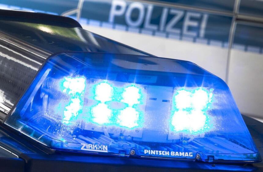 Threatened with a firearm - | 53-year-old provisionally arrested