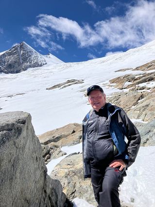 DAV-Vizepräsident Wolfgang Arnoldt warnt vor dem weiteren Abschmelzen der Gletscher.