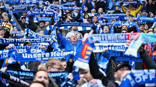 Die Fans der TSG Hoffenheim planen vor dem Heimspiel gegen Eintracht Frankfurt einen Marsch von der Innenstadt ins Stadion. (Archivbild).