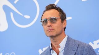 Jude Law bei seiner Ankunft in Venedig.