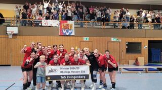 Groß war der Jubel, als die Zwingenberger Damen die Oberliga-Meisterschaft unter Dach und Fach hatten. Nun beginnt das Abenteuer Regionalliga.