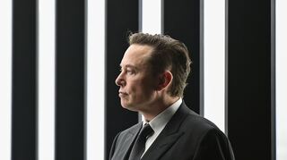 Elon Musk winken bis zu eine Billion Dollar. (Archivbild)