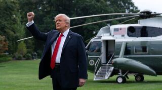 Trump spricht eine Warnung an die Hamas aus.