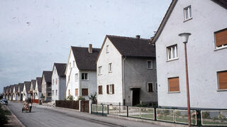 Die Bensheimer Taunusstraße Anfang der 60er Jahre.