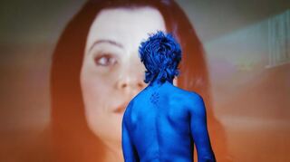 Im Angesicht der Frau: Tänzer in "König Blaubarts Burg".